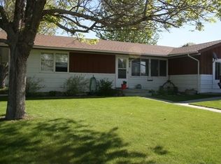 402 W 4th Ave N, Columbus, MT 59019