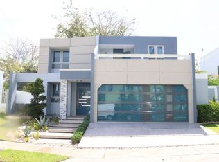 Urb Vista Del Bosque Las Flores Calle Tiagosan E #3, Bayamon, PR 00956