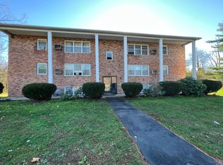 11 Ashdown Rd #11E, Ballston Lake, NY 12019