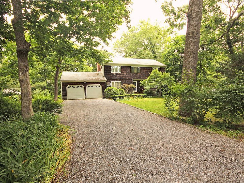 1st image of 9 Kemswick Dr