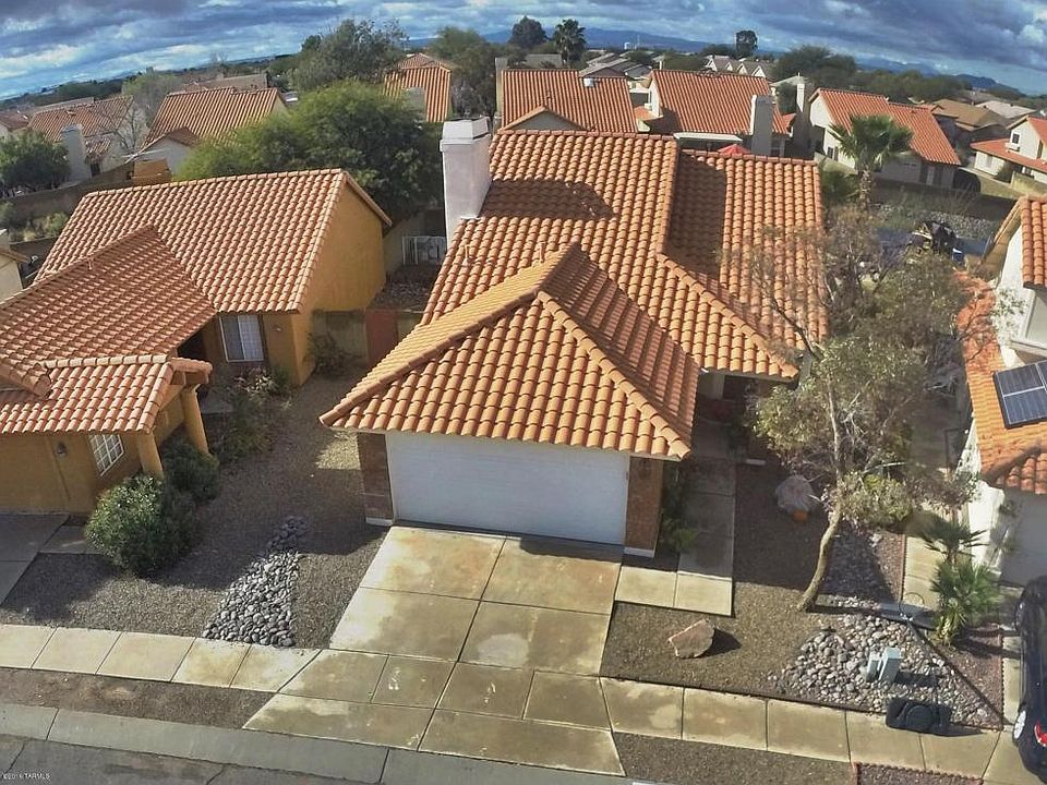 1st image of 7824 S Kilcormac Ln