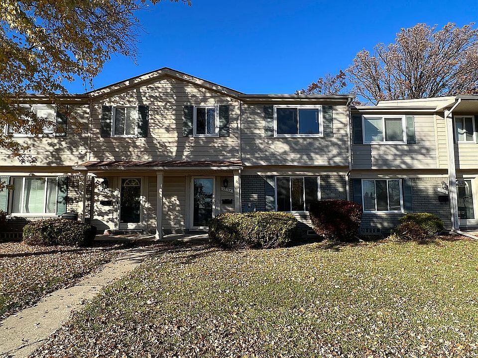 1st image of 26168 Franklin Pointe Dr #1