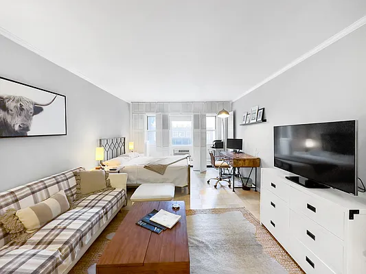 Rented by Keller Williams NYC | media 2