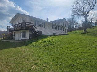 10477 Midland Rd, Mazomanie, WI 53560