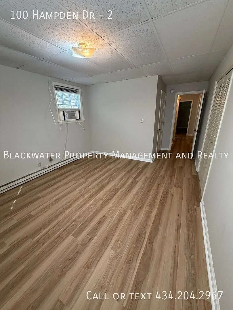 1 Bedroom Apartment off Lakeside Drive! — Photo 2