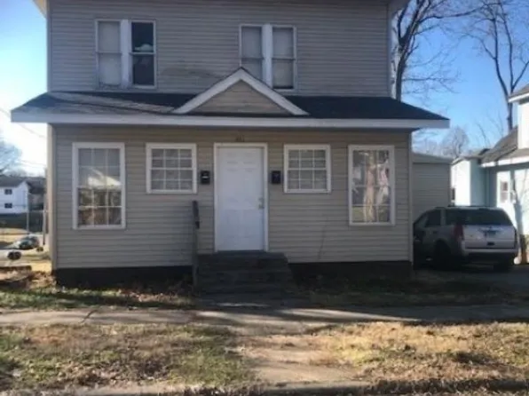 401 W Elm St #2, Carbondale, IL 62901