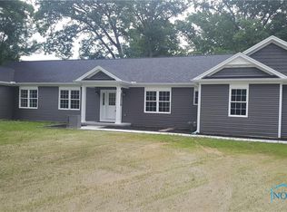 5815 S Waterville Swanton Rd, Swanton, OH 43558