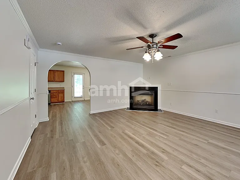 1302 River Rock Dr — Photo 7