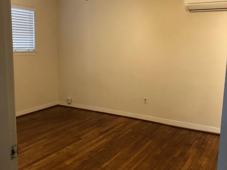 1816 Elmen St #1 — Photo 5