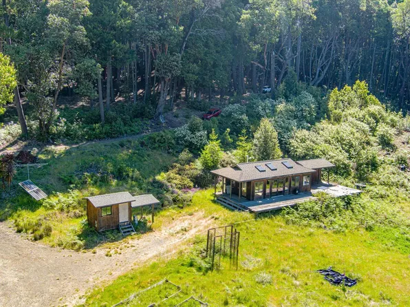 7222 Doody Ridge Rd, Garberville, CA 95542
