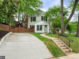 5823 Monticello Rd, Alexandria, VA 22303