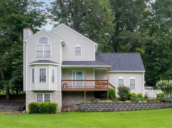 1123 Rome Dr, Lynchburg, VA 24503