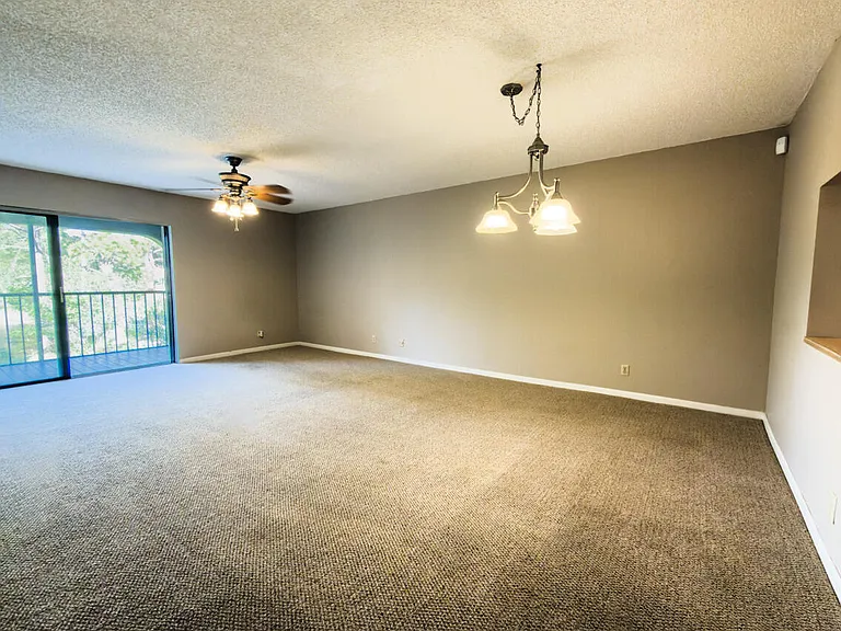 930 SW 9th Street Cir #205 — Photo 12