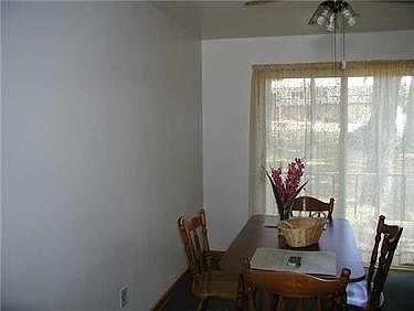 5th image of 113 Linsdale Dr