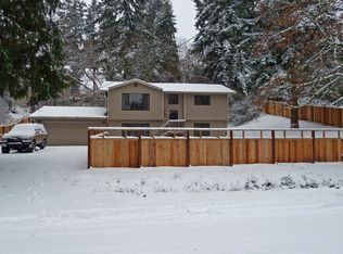 1038 Alaska Ave E, Pt Orchard, WA 98366