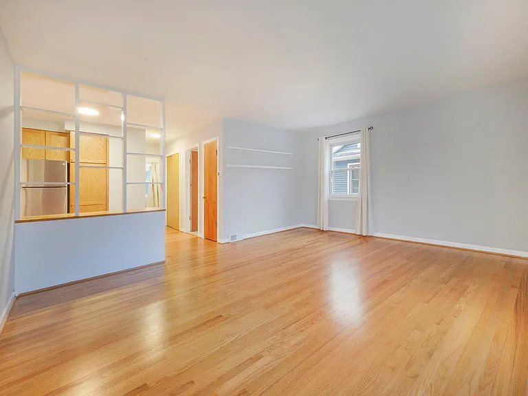 516 Berkley Ave #1 — Photo 9