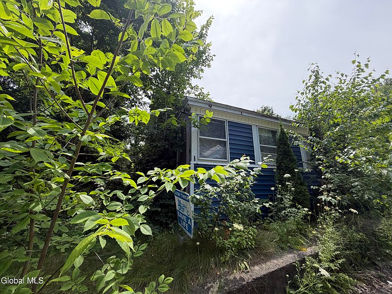 3rd image of 53 Elizabeth Street