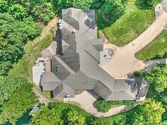 4th image of 4180 S Lake Ct