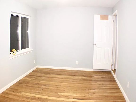 5th image of 1429 Hicks St #3