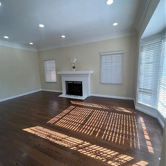 1933 S Corning St — Photo 12