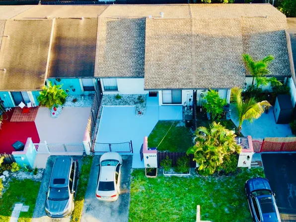 5624 Biscayne Drive, Greenacres, FL 33463