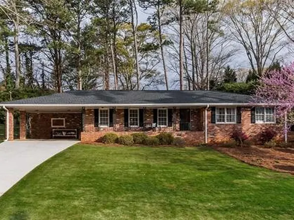 2728 Hunting Hill Ln, Decatur, GA 30033