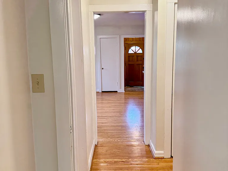 4 Hillside Ave #1 — Photo 7