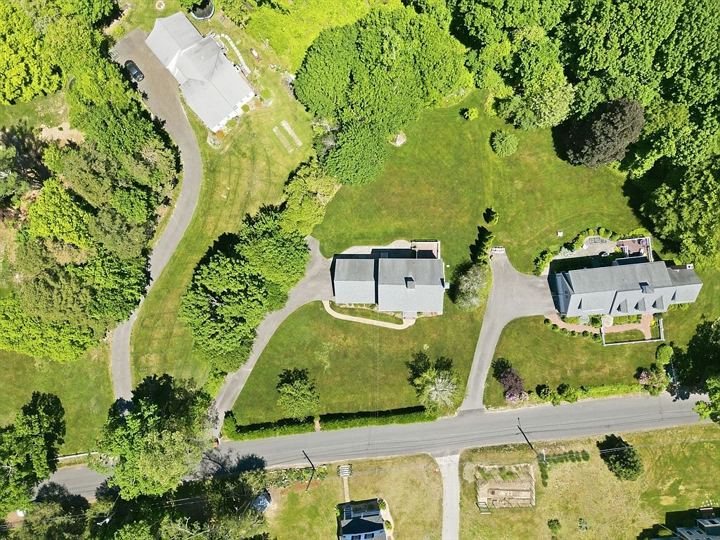 28 Brook Road - Photo 2