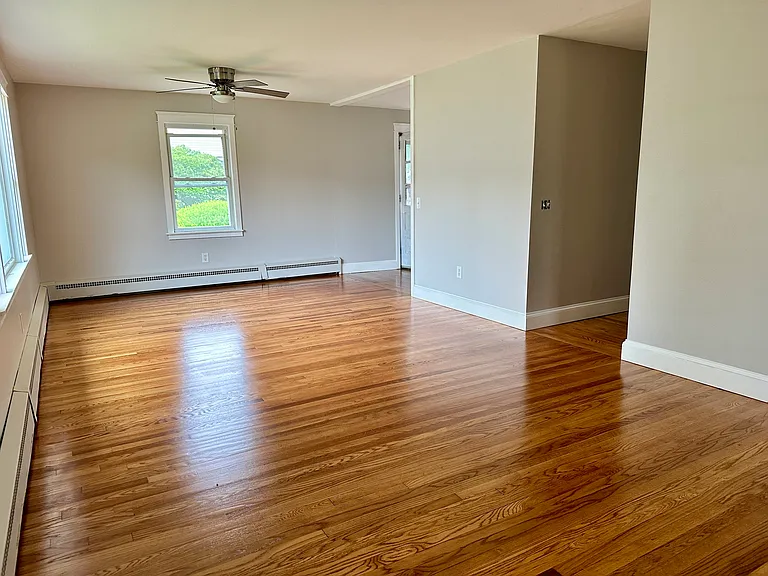 7 Wallis Ave — Photo 9