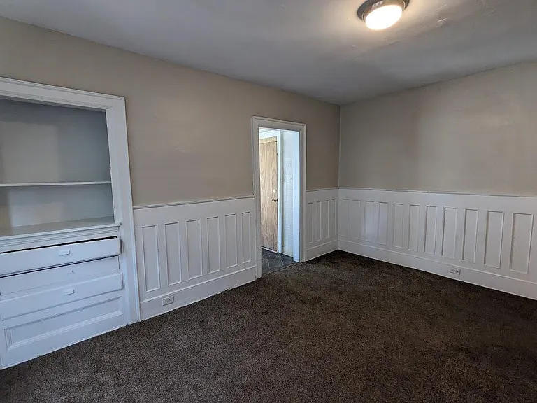 576 Potomac Ave #3 — Photo 15