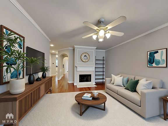 2nd image of 2314 Longcourt Way SE