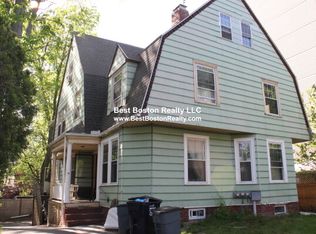 17-19 Putnam Ave #17, Cambridge, MA 02139