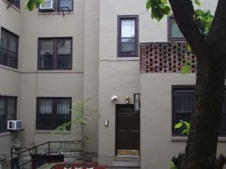 1934 Waverly St — Photo 13