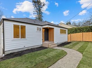 3043 31st Ave W, Seattle, WA 98199