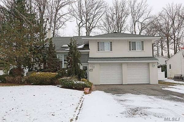1st image of 30 Sugar Maple Dr