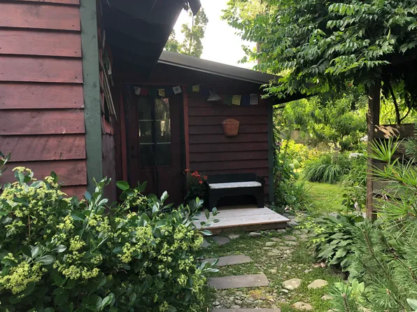 (undisclosed Address), Woodstock, NY 12498