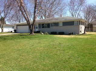 7430 Coconut Dr, Jenison, MI 49428