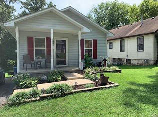 1229 Clawson St, Alton, IL 62002