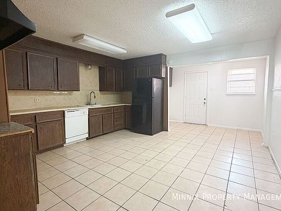 3rd image of 7304 Avenue W #B