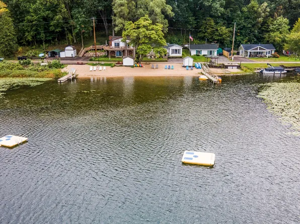 3985 S Shore Dr, Delton, MI 49046