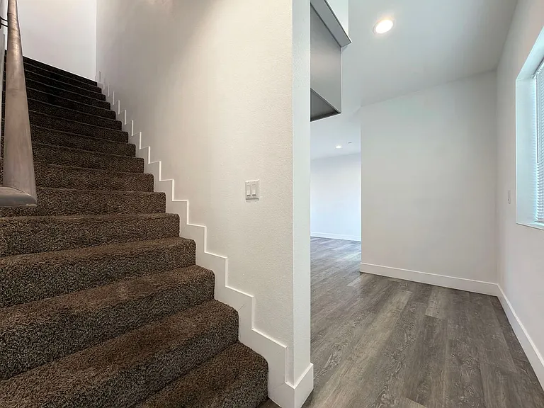 1491 Atlantic Ave — Photo 8