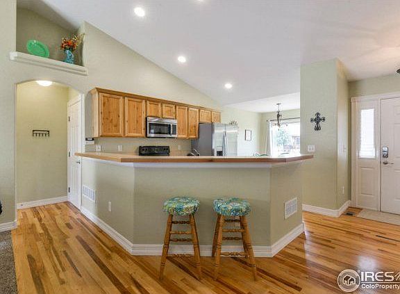 3rd image of 3207 Borrossa St