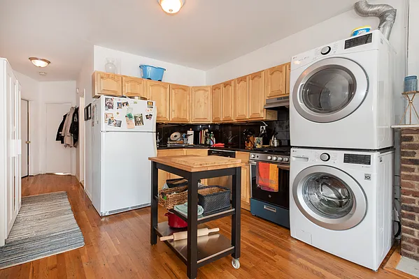 Rented by Compass | media 12