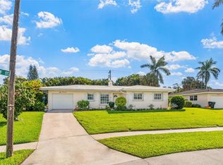 800 SW 12th Ter, Boca Raton, FL 33486