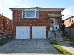 634 Clintonville St, Whitestone, NY 11357