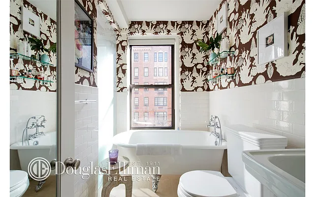 Sold by Douglas Elliman | media 10