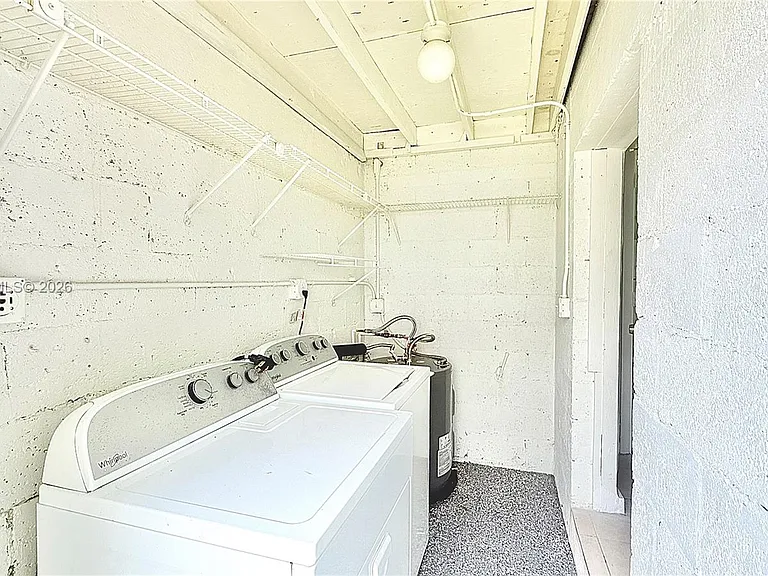 1411 NE 155th Ter — Photo 9