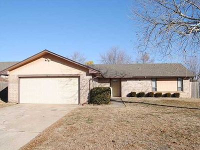 1105 W Dorchester Way, Mustang, OK, 73064