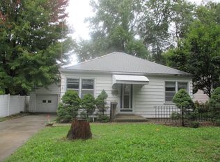 3044 S 42nd St, Lincoln, NE 68506