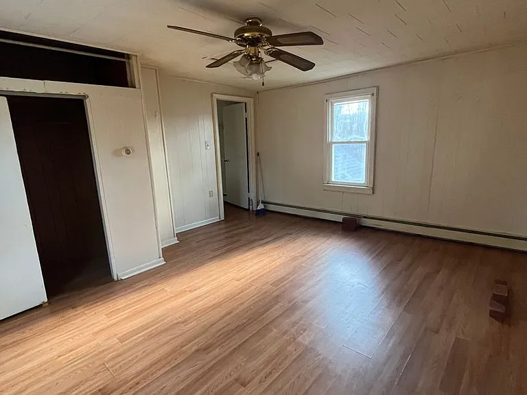 734/736 Gino Merli Drive — Photo 17